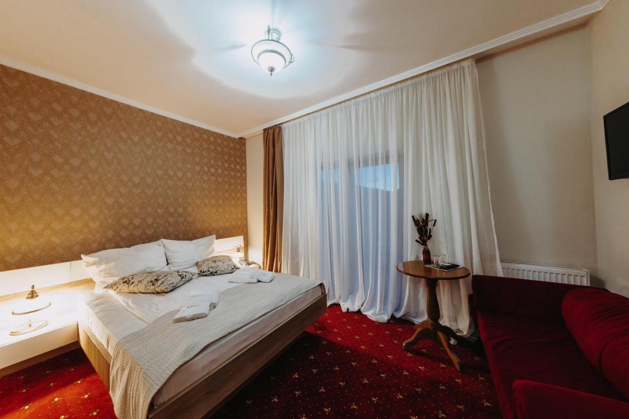 Aries Vartop Dış mekan fotoğraf